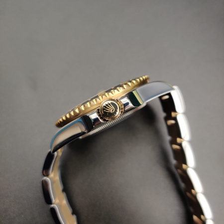 Rolex GMT-Master II 40 mm 116713