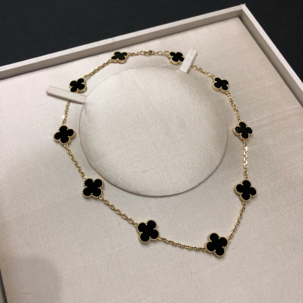 Колье Van Cleef & Arpels Vintage Alhambra