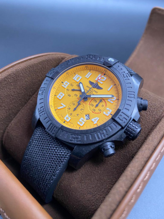 Breitling Avenger Hurricane 12H 45 mm XB0170E4/I533