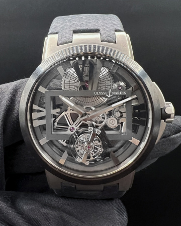 Ulysse Nardin Executive Skeleton Tourbillon 45 mm 1713-139