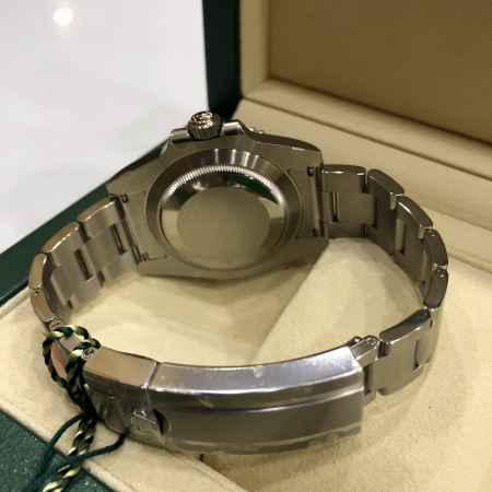 Rolex Submariner Date Hulk