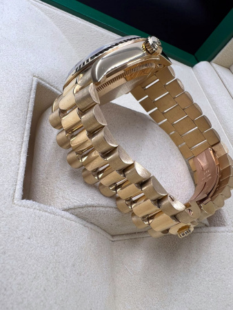 Rolex Day-Date 36 mm 18238