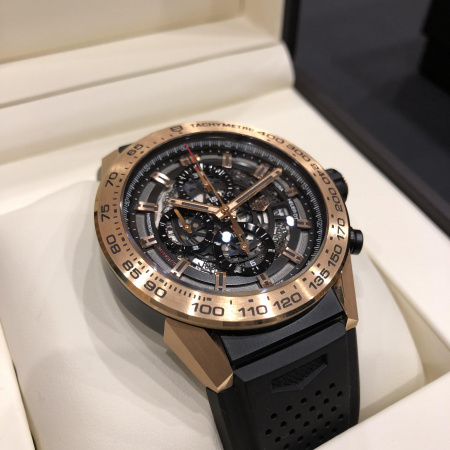 TAG Heuer Carrera Calibre Heuer 01