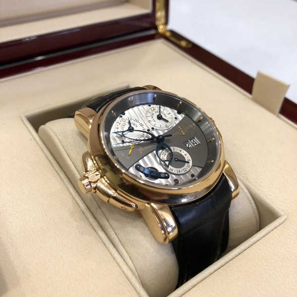 Ulysse Nardin Sonata