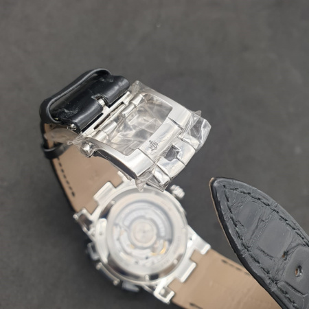 Ulysse Nardin Executive Dual Time 43 mm 243-00/42