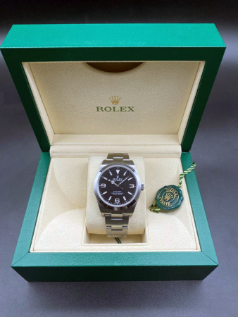 Rolex Explorer 39 mm 214270