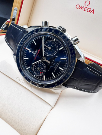 Omega Speedmaster Two Counters Co-Axial Chronometer Moonphase Chronograph 44.25 mm 304.33.44.52.03.001