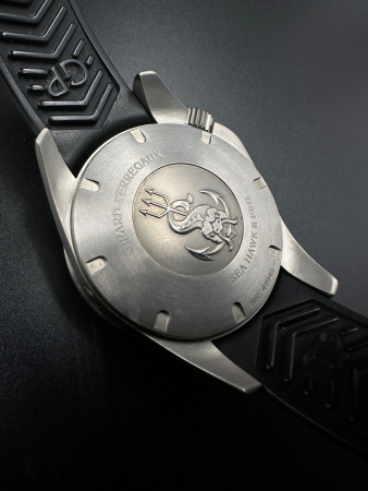 Girard-Perregaux Sea Hawk II Pro 3000 m 49941-21-631-HDBA