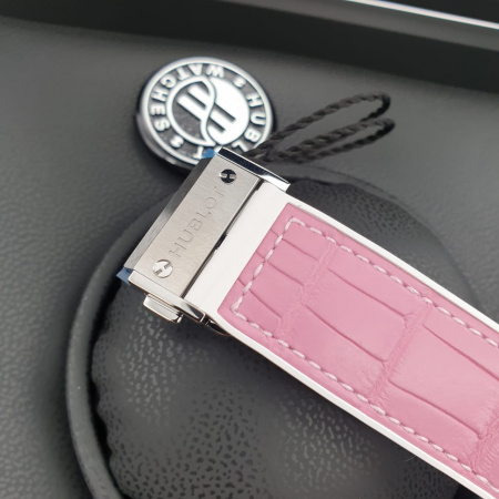 Hublot Spirit of Big Bang Pink Ceramic Titanium Diamonds 39 mm 665.RN.891P.LR.1204