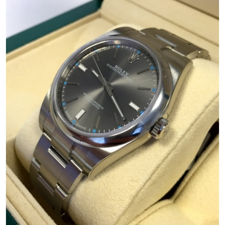 Rolex Oyster Perpetual 39 mm