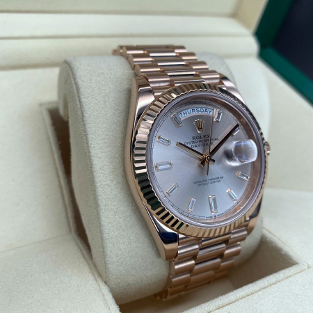 Rolex Day-Date 40 mm 228235