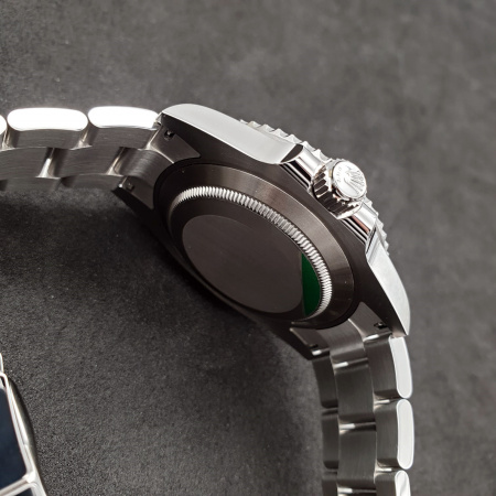 Rolex Submariner Date 41 mm 126610