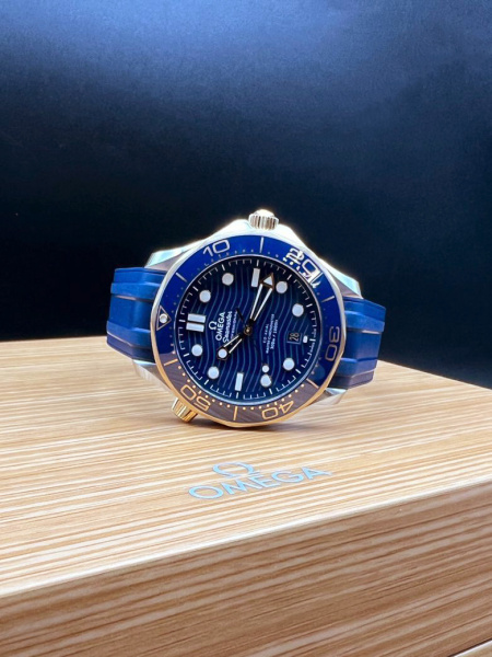 Omega Seamaster Diver 300M Co-Axial 42 mm 210.22.42.20.03.001
