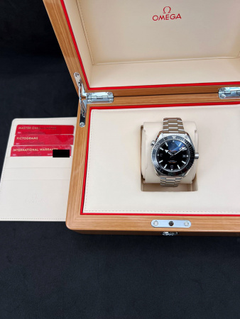 Omega Seamaster Planet Ocean 600m Co-Axial Master Chronometer 43.5 mm 215.30.44.21.01.001