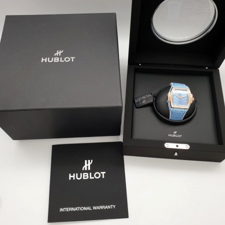 Hublot Spirit of Big Bang Light Blue Ceramic King Gold Diamonds 39 mm 665.EO.891L.LR.1204