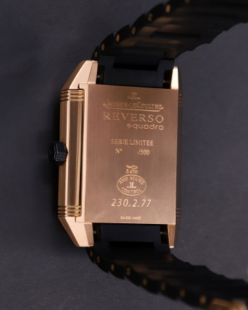 Jaeger-LeCoultre Reverso Squadra Hometime 35x41 mm 230.2.77