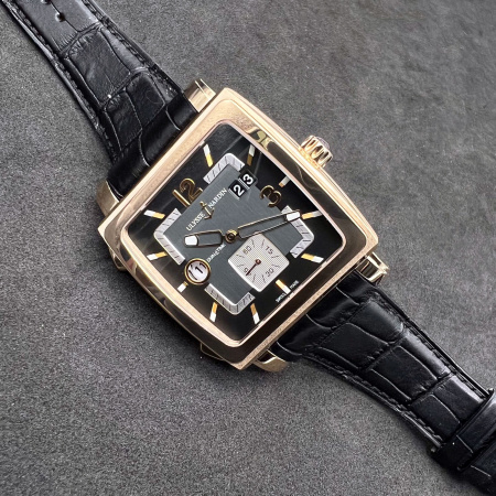 Ulysse Nardin Quadrato Dual Time 42 mm 246-92/692