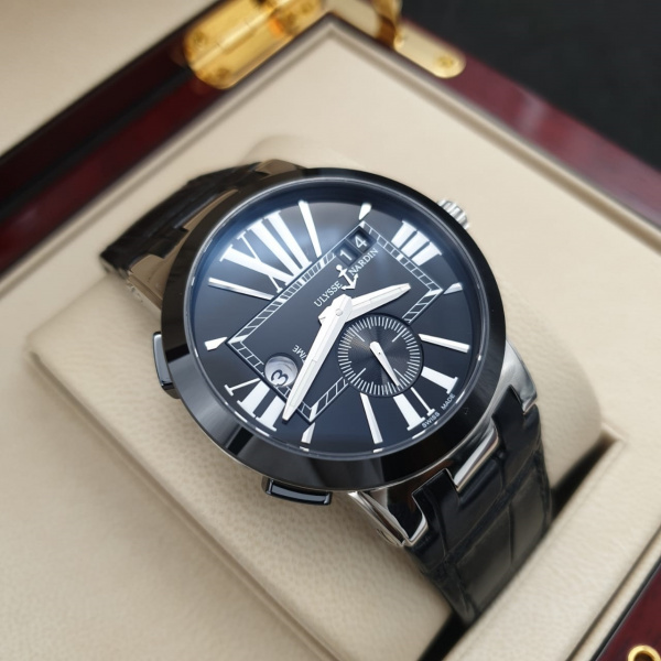 Ulysse Nardin Executive Dual Time 43 mm 243-00/42