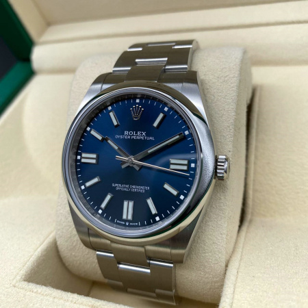 Rolex Oyster Perpetual 41 mm 124300
