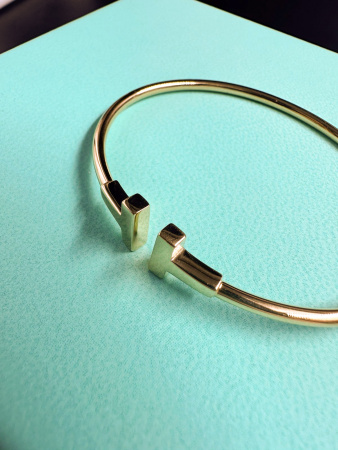 Браслет Tiffany T Wire Bracelet Medium GRP07790