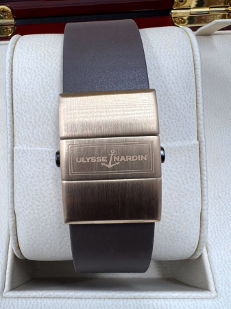 Ulysse Nardin Maxi Marine Diver 42.7 mm 266-33-3A/925