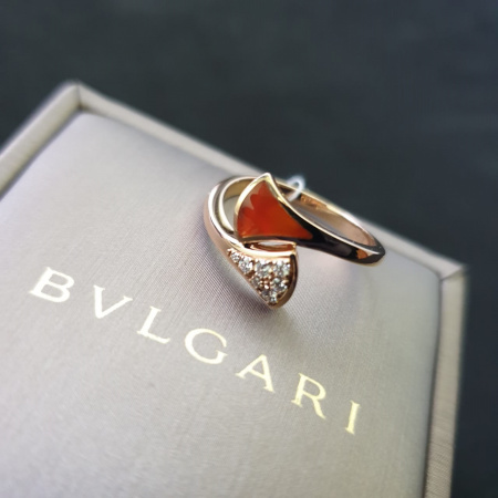 Кольцо Bvlgari Divas' Dream AN858645