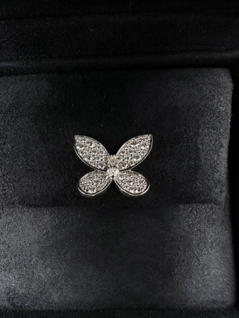 Серьги Graff Pave Butterfly Diamond Small Stud Earrings RGE1152