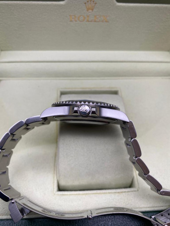 Rolex GMT-Master II Pepsi Rectangular Dial 40 mm 16710