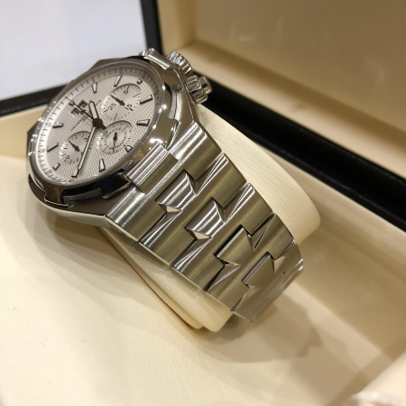Vacheron Constantin Overseas Chronograph