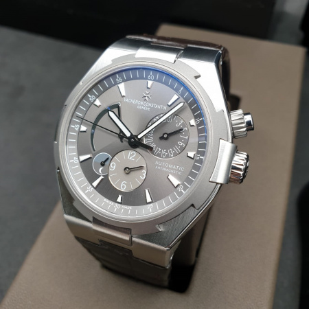 Vacheron Constantin Overseas Dual Time 42 mm 47450/000W-9511