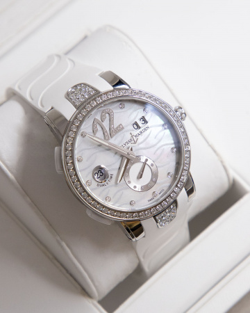Ulysse Nardin Executive Dual Time Lady 40 mm 243-10B-3C/691