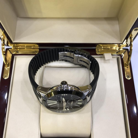 Ulysse Nardin Dual Time Executive