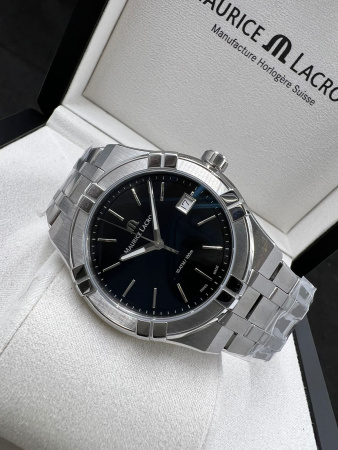 Maurice Lacroix Aikon 40 mm AI1108-SS002-330-1