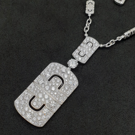 Колье Bvlgari Parentesi Revolution CL853757