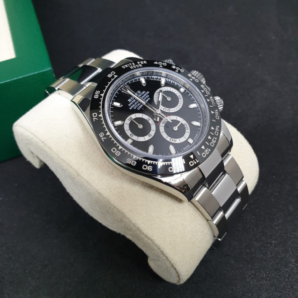 Rolex Cosmograph Daytona 40mm 116500 Cerachrom