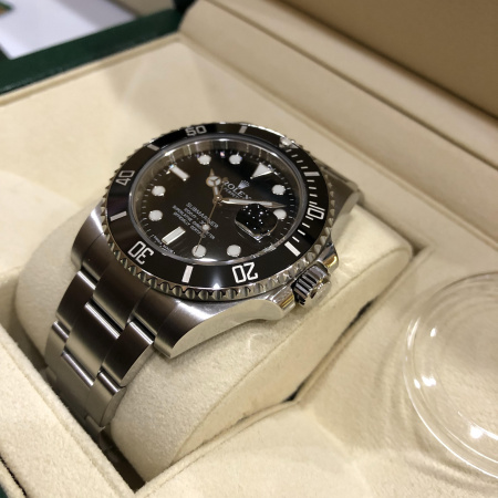 Rolex Submariner Date