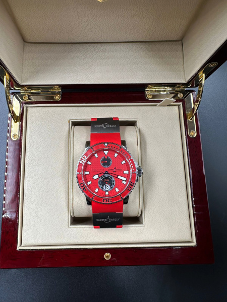 Ulysse Nardin Marine Diver Red 42,7 mm 263-33-3/96