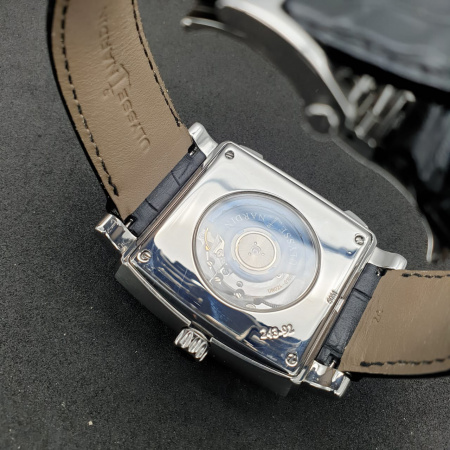 Ulysse Nardin Quadrato Dual Time 42 mm 243-92/632
