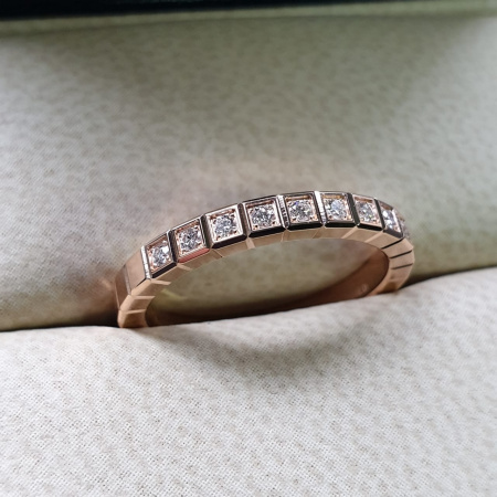 Кольцо Chopard Ice Cube Pure 827702-5256