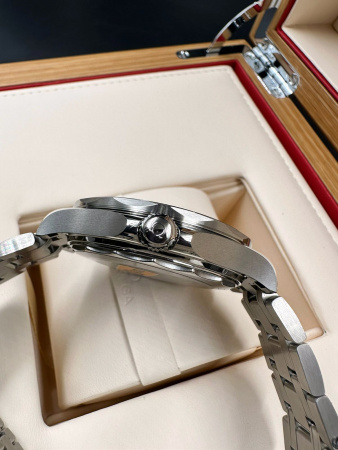 Omega Seamaster Diver 300M Co-Axial Master Chronometer 42 mm 210.30.42.20.10.001